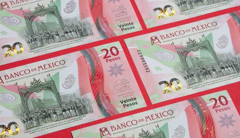 El déficit fiscal de México crece 54% en agosto y supera el billón de pesos