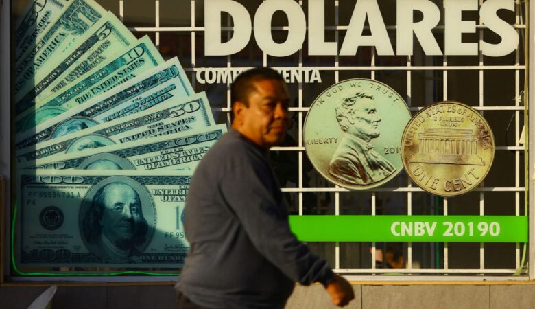 El peso mexicano se mantiene bajo las 20 unidades por dólar