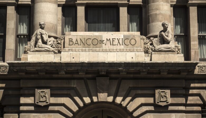 Banxico se despide de su último integrante ‘hawkish’