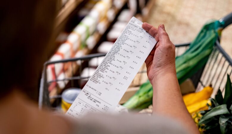 La inflación toca límite del objetivo de Banxico en quincena de abril